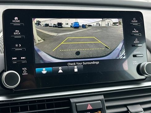 Used 2021 Honda Accord LX image 21