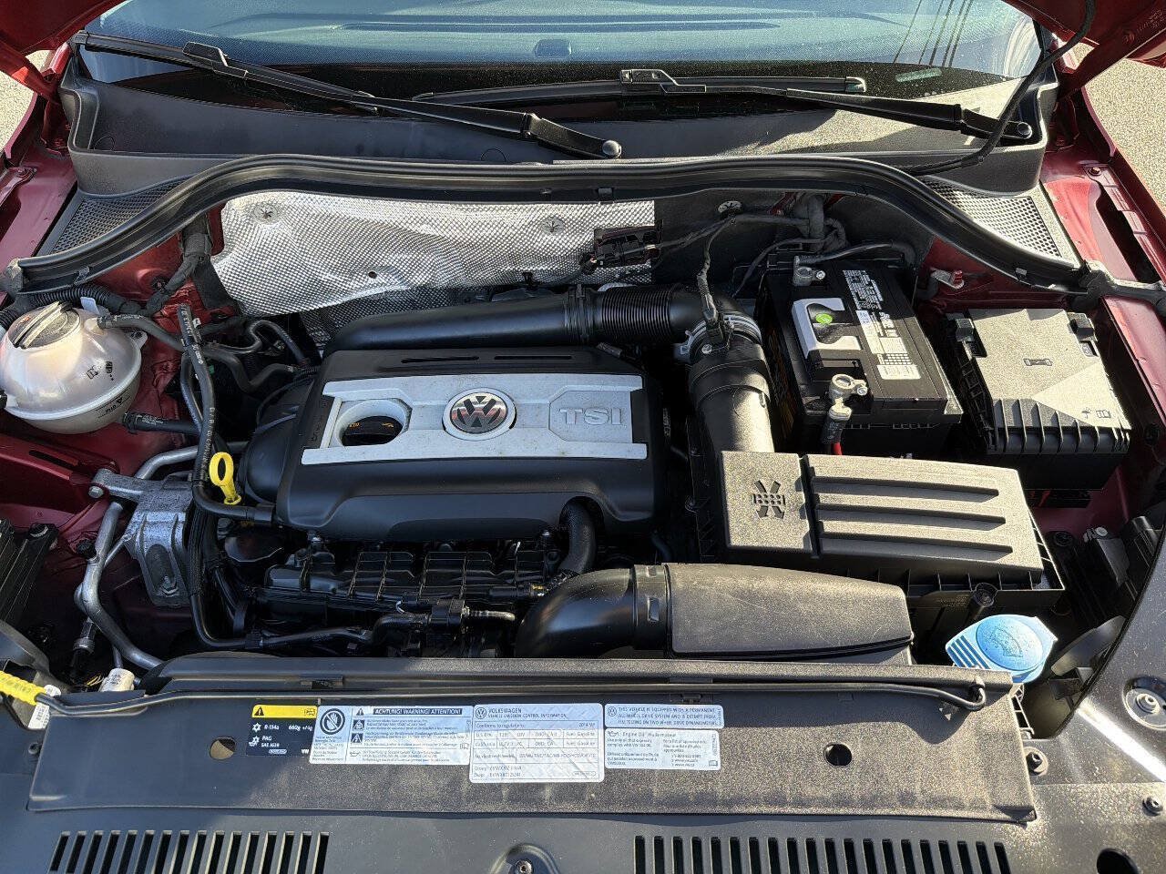 Used 2014 Volkswagen Tiguan SEL AWD/4WD image 11