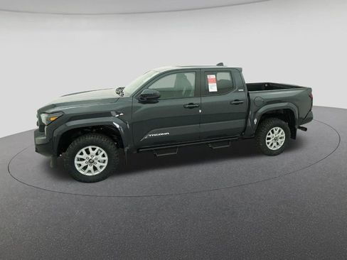New 2026 Toyota Tacoma SR5 image 2