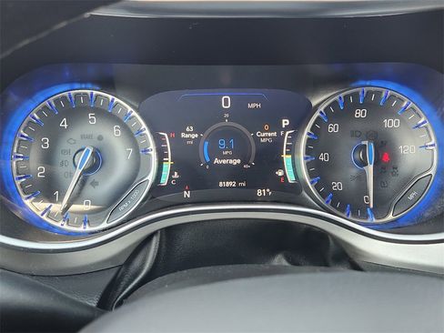 Used 2021 Chrysler Pacifica Limited w/ S Appearance Package image 17