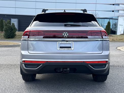 New 2026 Volkswagen Atlas Cross Sport SE image 4