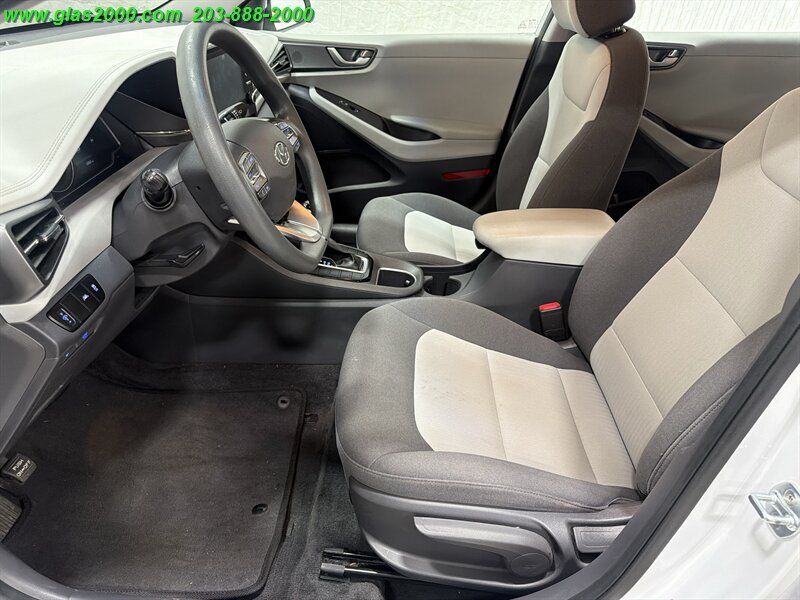 Used 2020 Hyundai Ioniq Blue FWD image 23