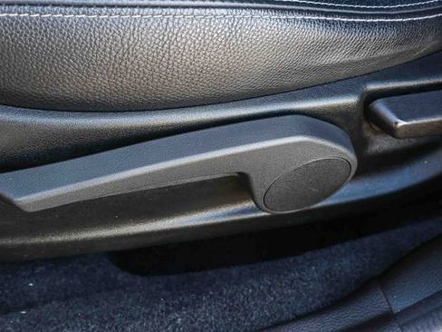 Used 2014 Subaru Crosstrek 2.0i Limited image 23