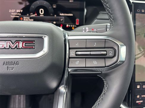 New 2025 GMC Acadia Elevation w/ Elevation Premium Package image 13