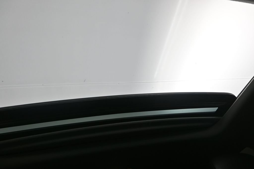 Used 2021 Toyota 4Runner SR5 Premium w/ Moonroof Package RWD image 26