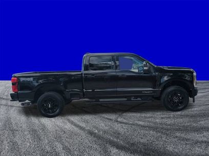 New 2026 Ford F350 Lariat w/ Black Appearance Package