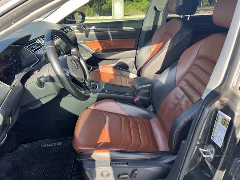 Used 2019 Volkswagen Arteon SEL FWD image 16