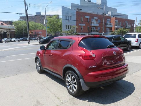 Used 2011 Nissan Juke SL AWD/4WD image 5