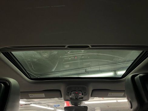 Used 2019 Audi A4 2.0T Premium image 8