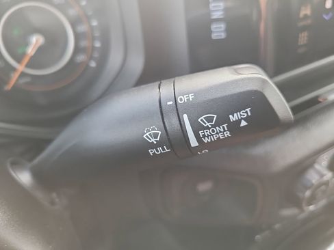 Used 2025 Jeep Wrangler Sport image 25