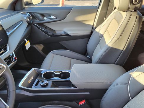 New 2026 Chevrolet Equinox LT image 19