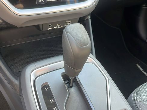 Used 2024 Subaru Crosstrek 2.0i Premium image 18