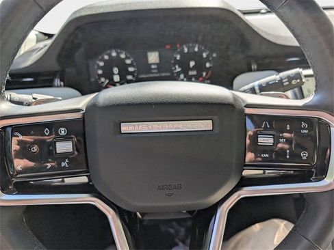 Used 2024 Land Rover Discovery Sport S image 21