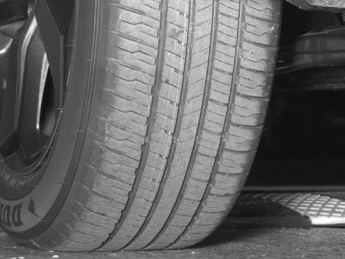 New 2025 Toyota RAV4 SE image 17