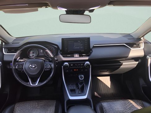 Used 2020 Toyota RAV4 XLE w/ Convenience Package AWD/4WD image 14
