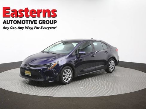 Used 2021 Toyota Corolla LE FWD image 55