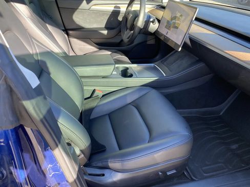 Used 2022 Tesla Model 3 Long Range AWD/4WD image 6