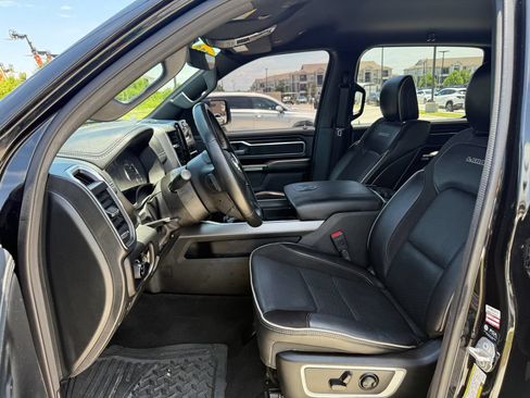 Used 2023 RAM 1500 Laramie AWD/4WD image 13