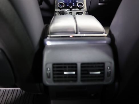 Used 2018 Land Rover Range Rover Velar S image 48