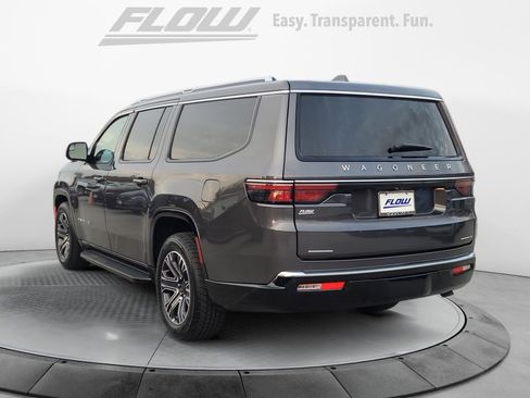 Used 2023 Jeep Wagoneer L Series II w/ Flexible Seating Group image 6