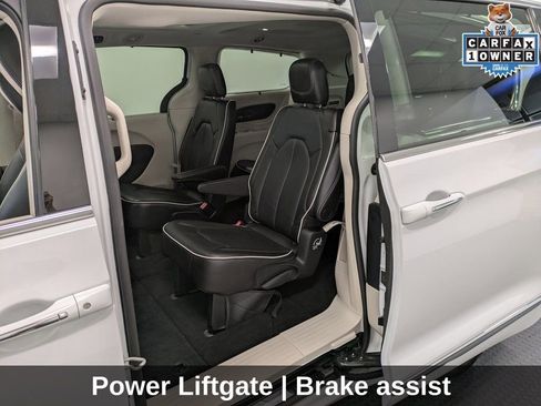 Used 2022 Chrysler Pacifica Limited image 29