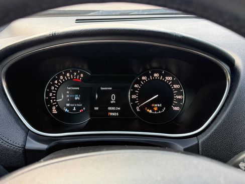 Used 2018 Lincoln MKX Select w/ Select Plus Package AWD/4WD image 14