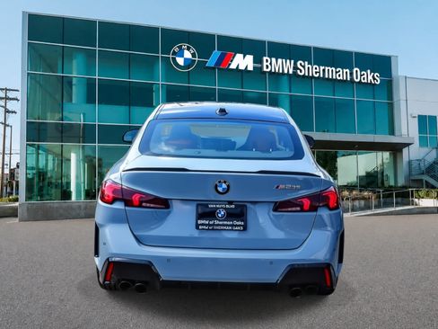 Used 2025 BMW M235i xDrive w/ Technology Package AWD/4WD image 5