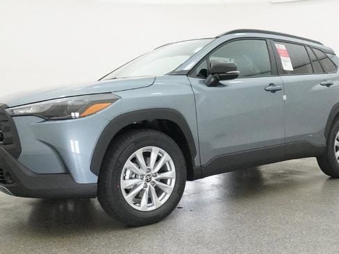 New 2026 Toyota Corolla Cross LE FWD image 17