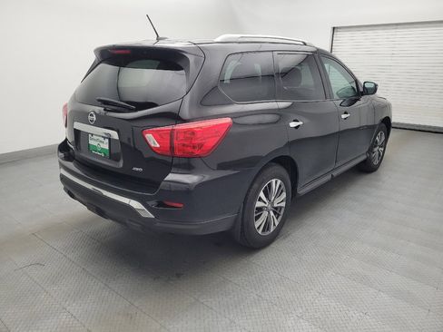 Used 2017 Nissan Pathfinder S AWD/4WD image 9