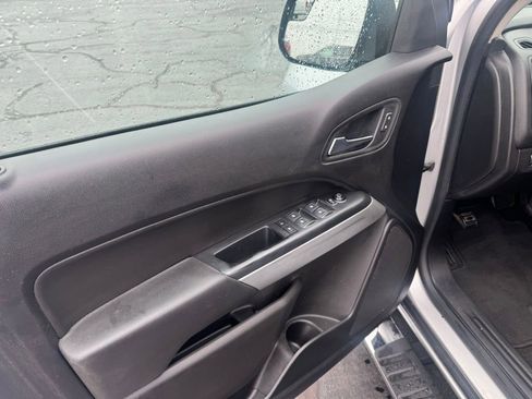 Used 2018 Chevrolet Colorado LT image 5