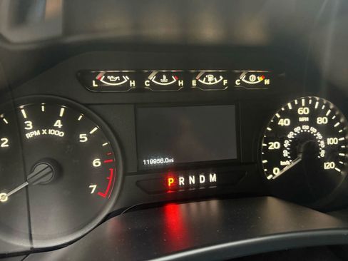Used 2019 Ford F150 XL w/ Equipment Group 101A Mid RWD image 19