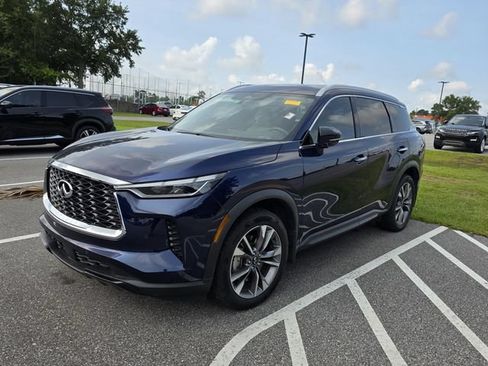 Used 2023 INFINITI QX60 Luxe w/ Cargo Package FWD image 14