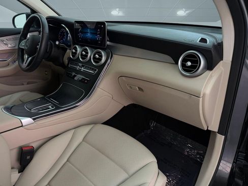 Used 2023 Mercedes-Benz GLC 300 4MATIC Coupe image 26