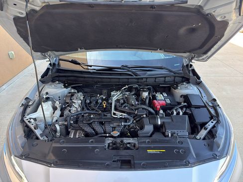Used 2023 Nissan Altima 2.5 SL AWD/4WD image 31