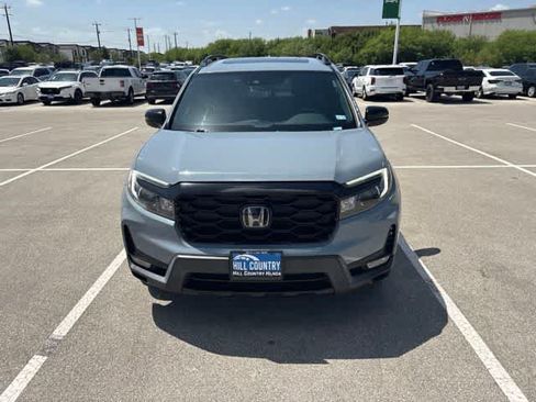 Used 2023 Honda Passport Elite image 8
