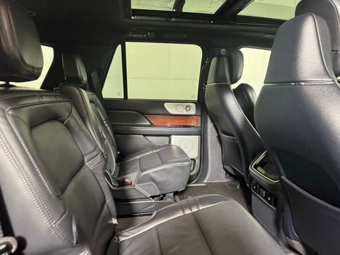 Certified 2022 Lincoln Navigator Reserve image 19