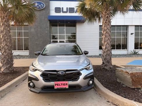 Certified 2025 Subaru Crosstrek 2.5i Limited w/ Crosstrek Mirror Package AWD/4WD image 2