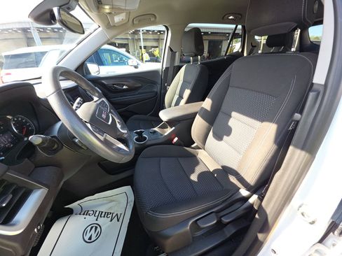 Used 2022 GMC Terrain SLE w/ Elevation Edition image 14