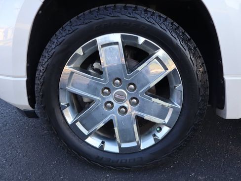 Used 2013 GMC Acadia Denali AWD/4WD image 39