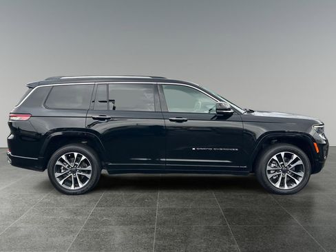 Used 2021 Jeep Grand Cherokee L Overland w/ Luxury Tech Group IV image 8