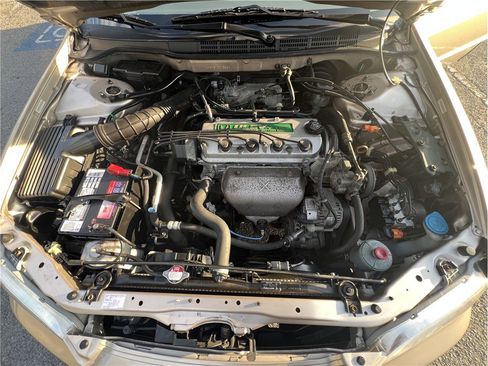 Used 2000 Honda Accord SE image 17