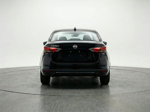 Used 2025 Nissan Versa SV FWD image 7