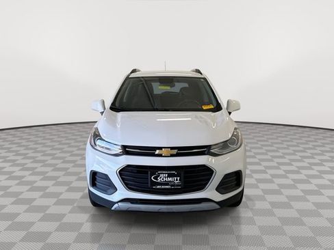 Used 2021 Chevrolet Trax LT AWD/4WD image 3