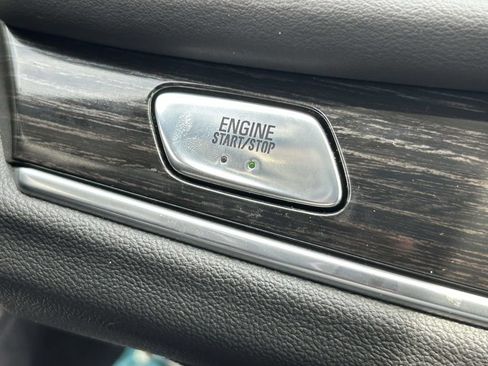Used 2019 Buick Enclave Avenir w/ Avenir Technology Package FWD image 28
