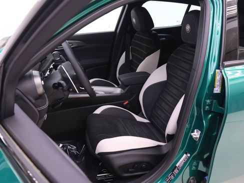 New 2026 Alfa Romeo Tonale w/ Active Assist Package AWD/4WD image 7