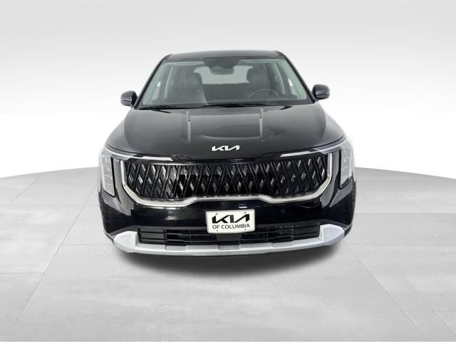 Certified 2025 Kia Carnival FWD image 3