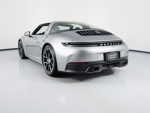 Certified 2026 Porsche 911 Targa 4S image 3