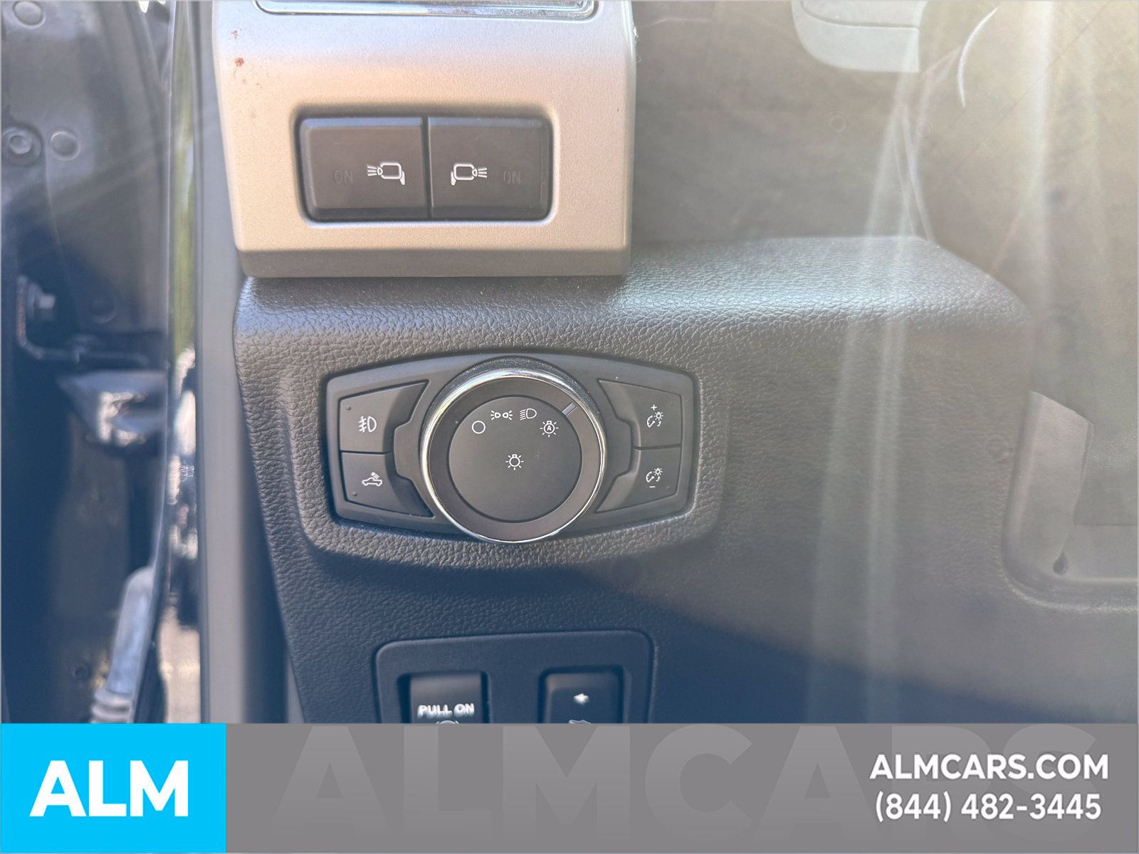 Used 2019 Ford F150 Lariat w/ Equipment Group 502A Luxury AWD/4WD image 33