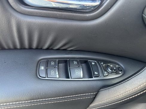 Used 2022 Nissan Armada Platinum w/ Captain's Chairs Package image 13