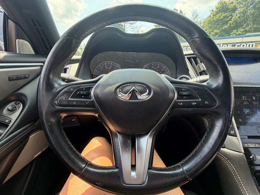 Used 2018 INFINITI Q60 3.0t Luxe w/ Sensory Package 3.0T Luxe RWD image 22